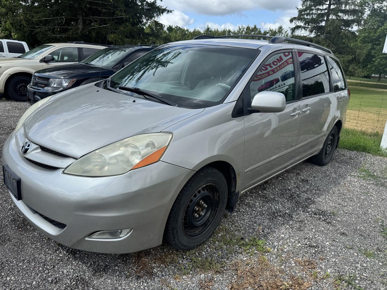 2006 Toyota Sienna LE Photo