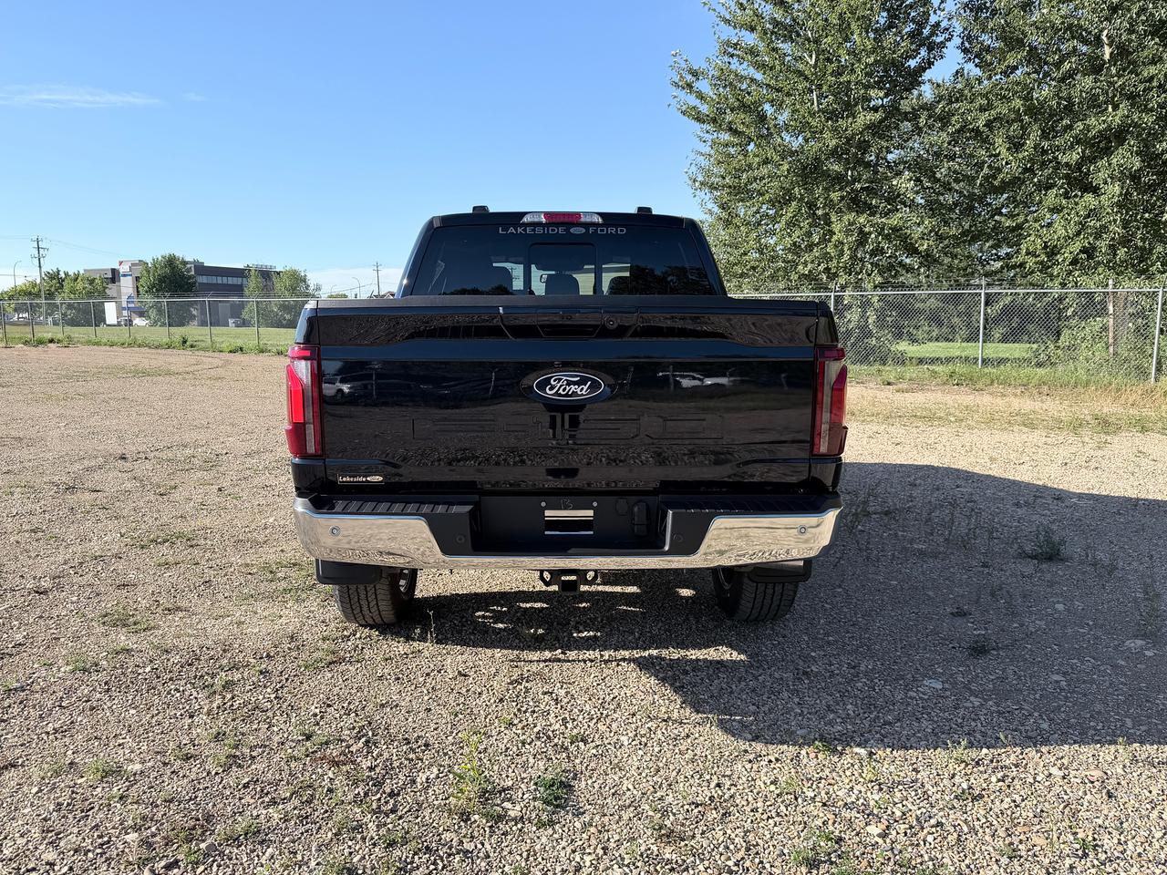 2026 Ford F-150 Lariat Photo4