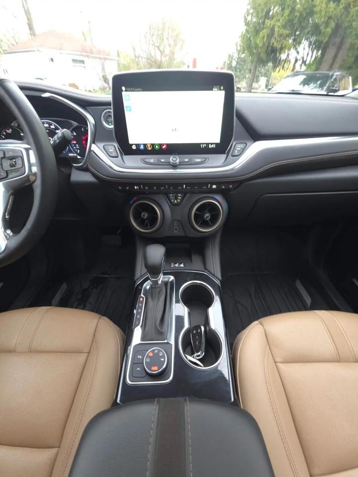 2023 Chevrolet Blazer  Photo