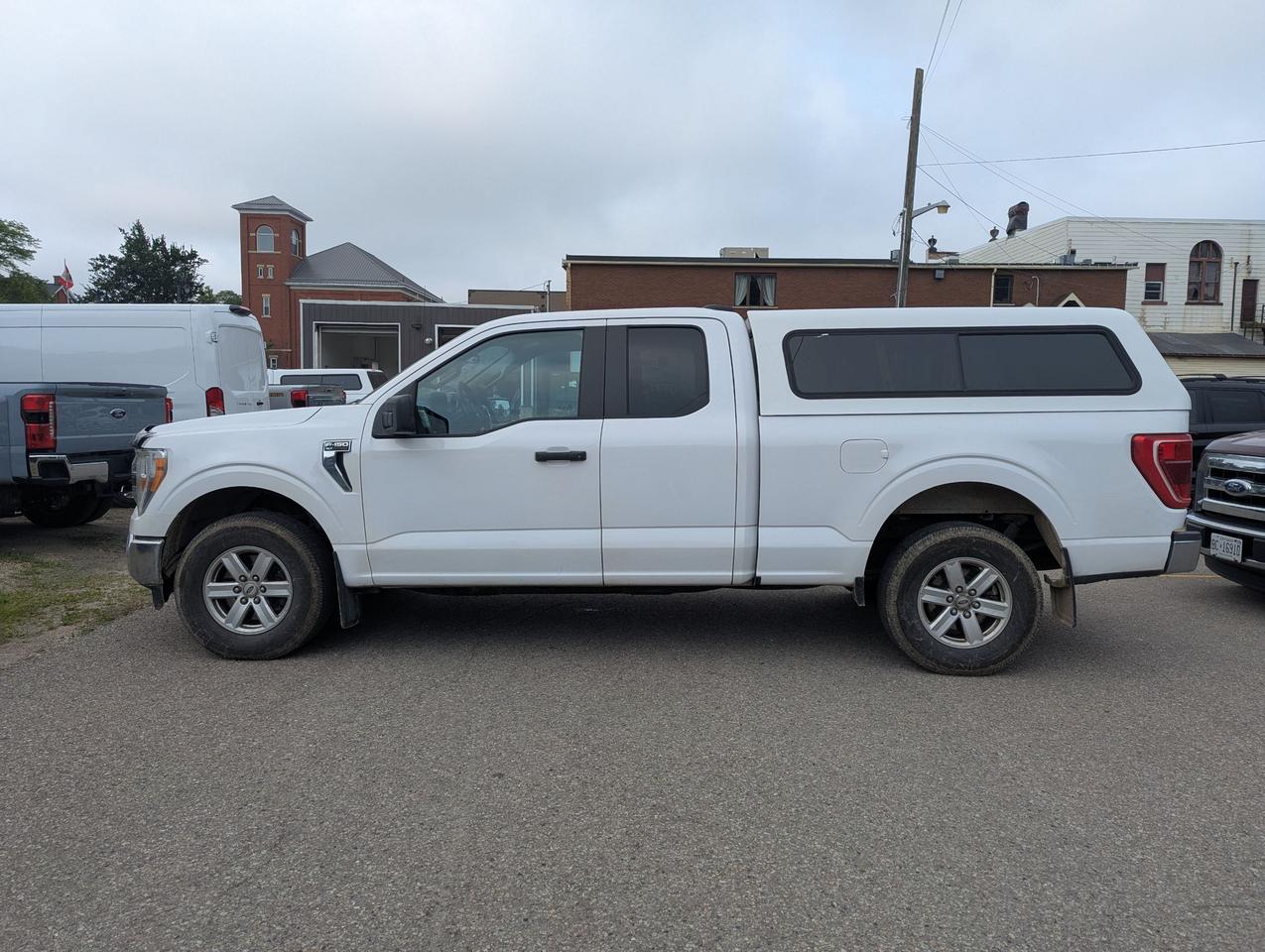 2021 Ford F-150 XLT 4WD SuperCab 6.5' Box Photo2