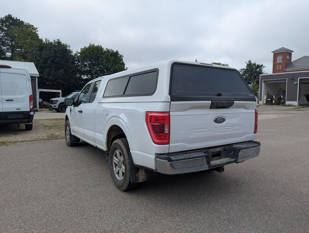 2021 Ford F-150 XLT 4WD SuperCab 6.5' Box Photo3