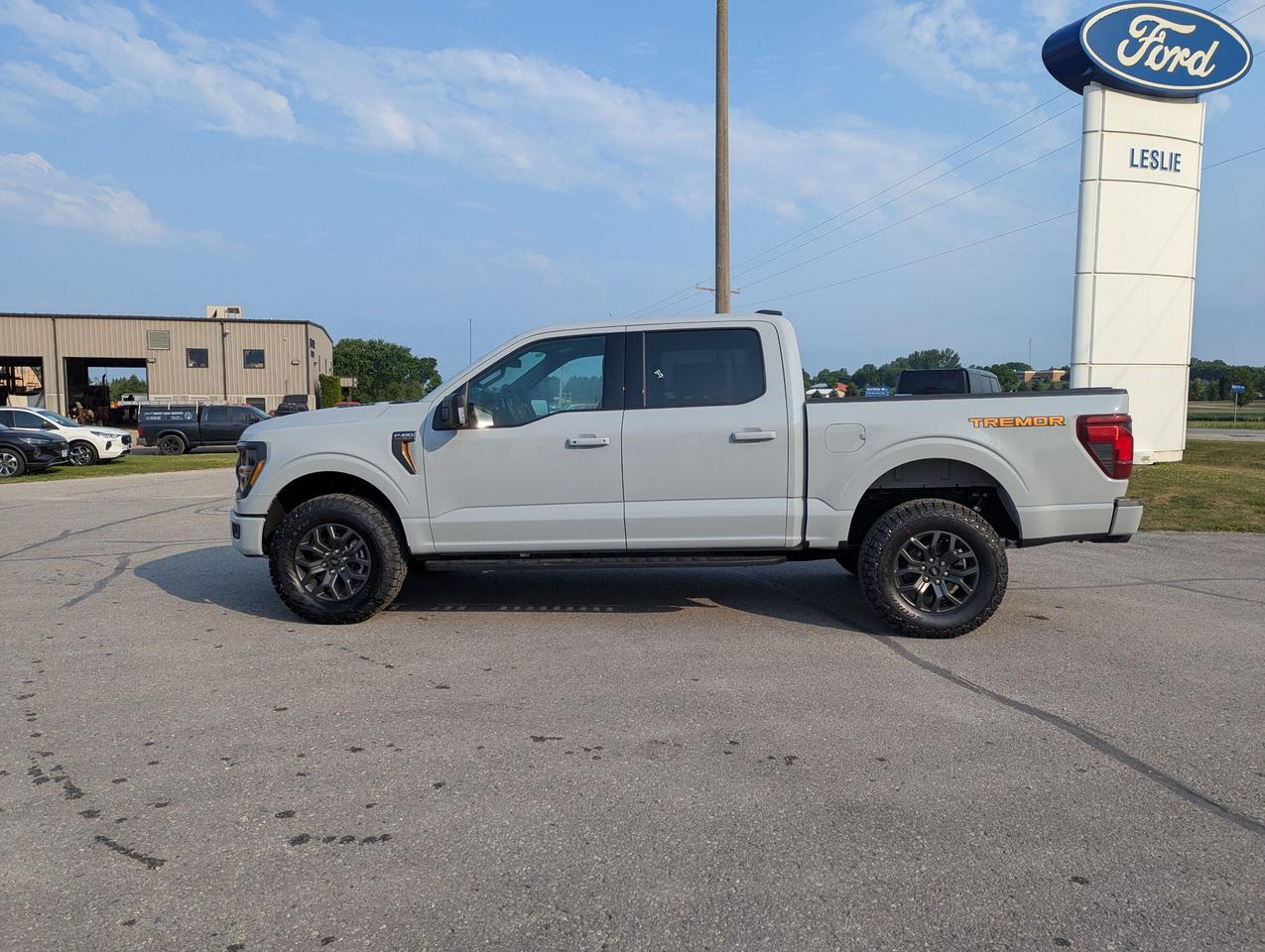 2026 Ford F-150 Tremor SuperCrew 401A 4x4 Photo2
