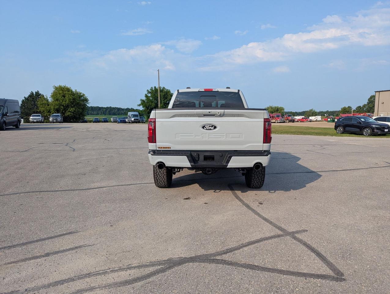 2026 Ford F-150 Tremor SuperCrew 401A 4x4 Photo4