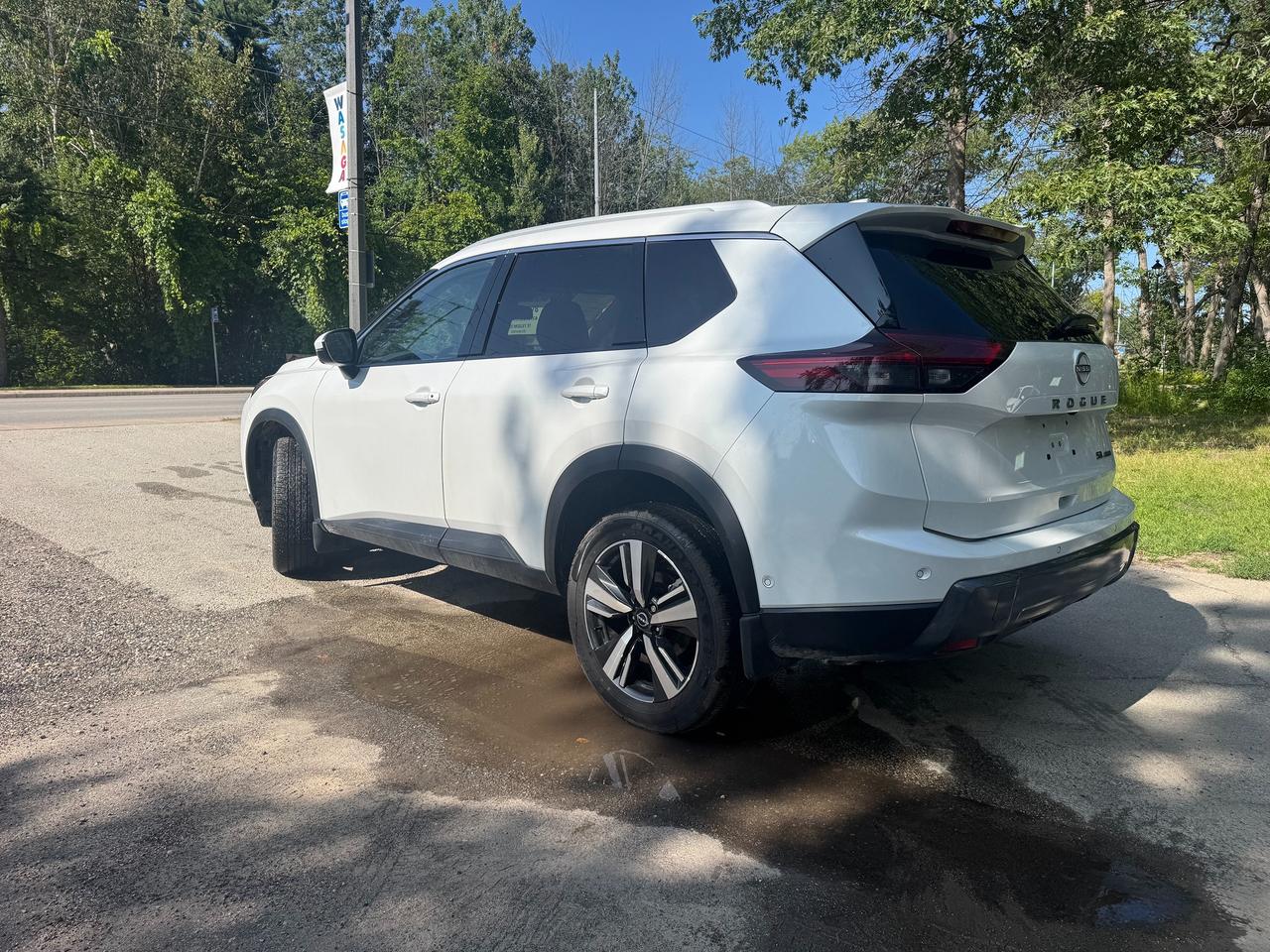 2025 Nissan Rogue SL Photo
