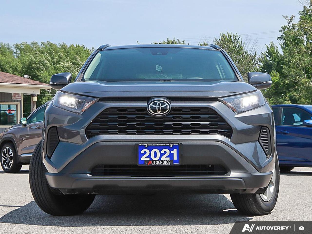 2021 Toyota RAV4 LE, AWD, LOW KM'S, ECO/SPORT, H/SEATS, R/V CAM - Photo #2