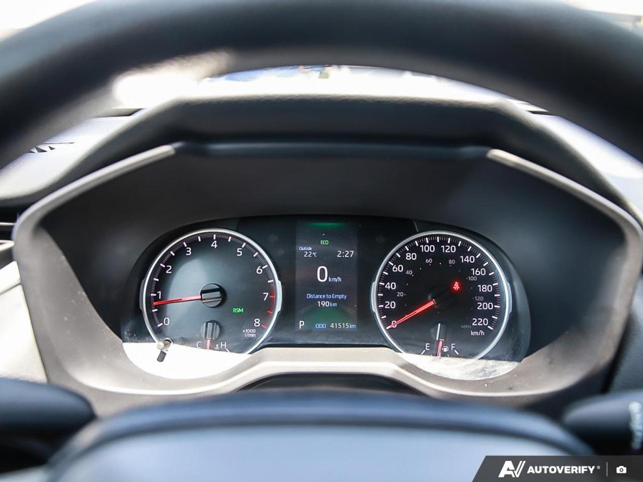 2021 Toyota RAV4 LE, AWD, LOW KM'S, ECO/SPORT, H/SEATS, R/V CAM Photo