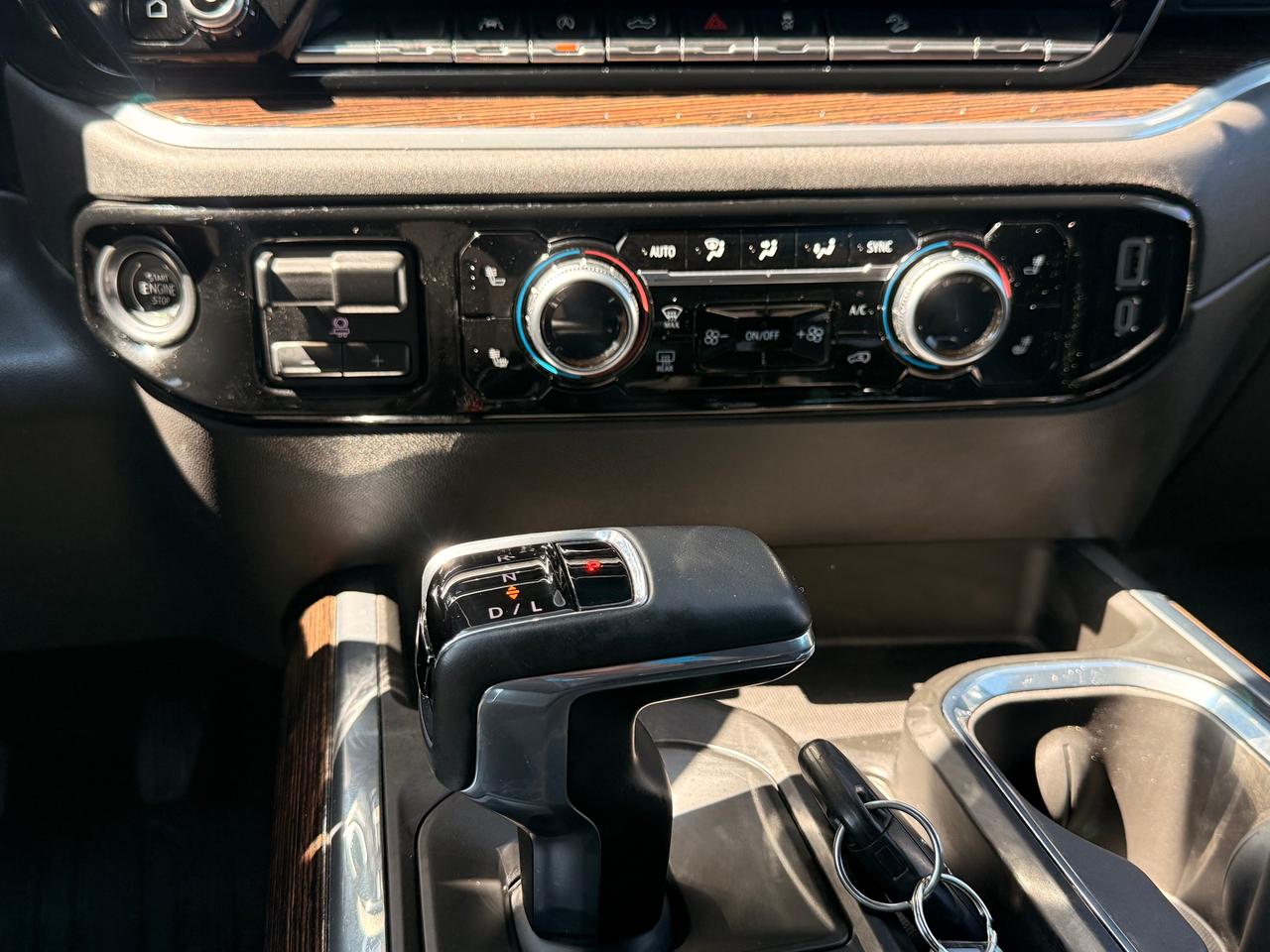 2024 GMC Sierra 1500 ELEVATION Photo