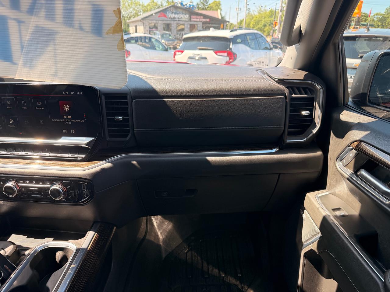 2024 GMC Sierra 1500 ELEVATION Photo
