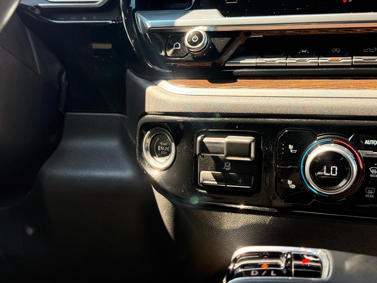 2024 GMC Sierra 1500 ELEVATION Photo