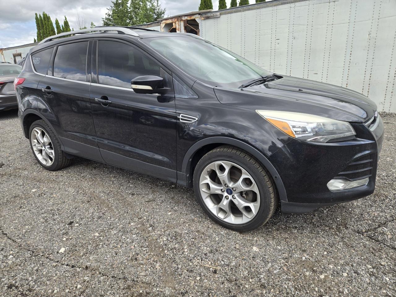 2014 Ford Escape Titanium - Photo #3