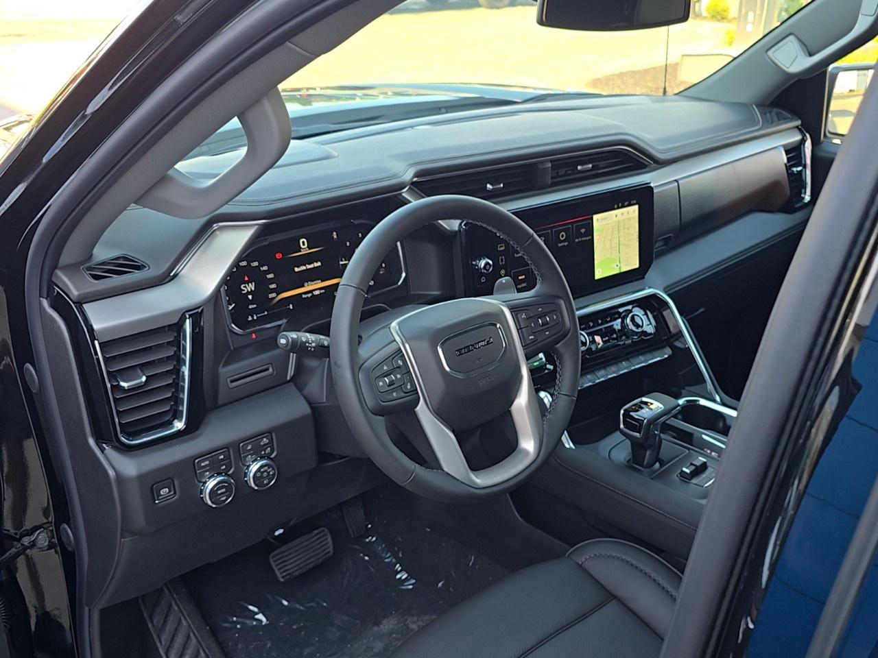 2026 GMC Sierra 1500 Crew Cab Short Box 4-Wheel Drive Denali Photo