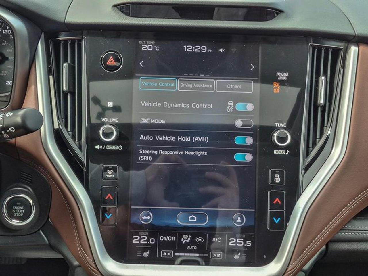 2020 Subaru Outback Premier XT AWD | Leather | Sunroof | Nav | Adaptive Cruise | Cooled + Heated Seats | and More ! Photo