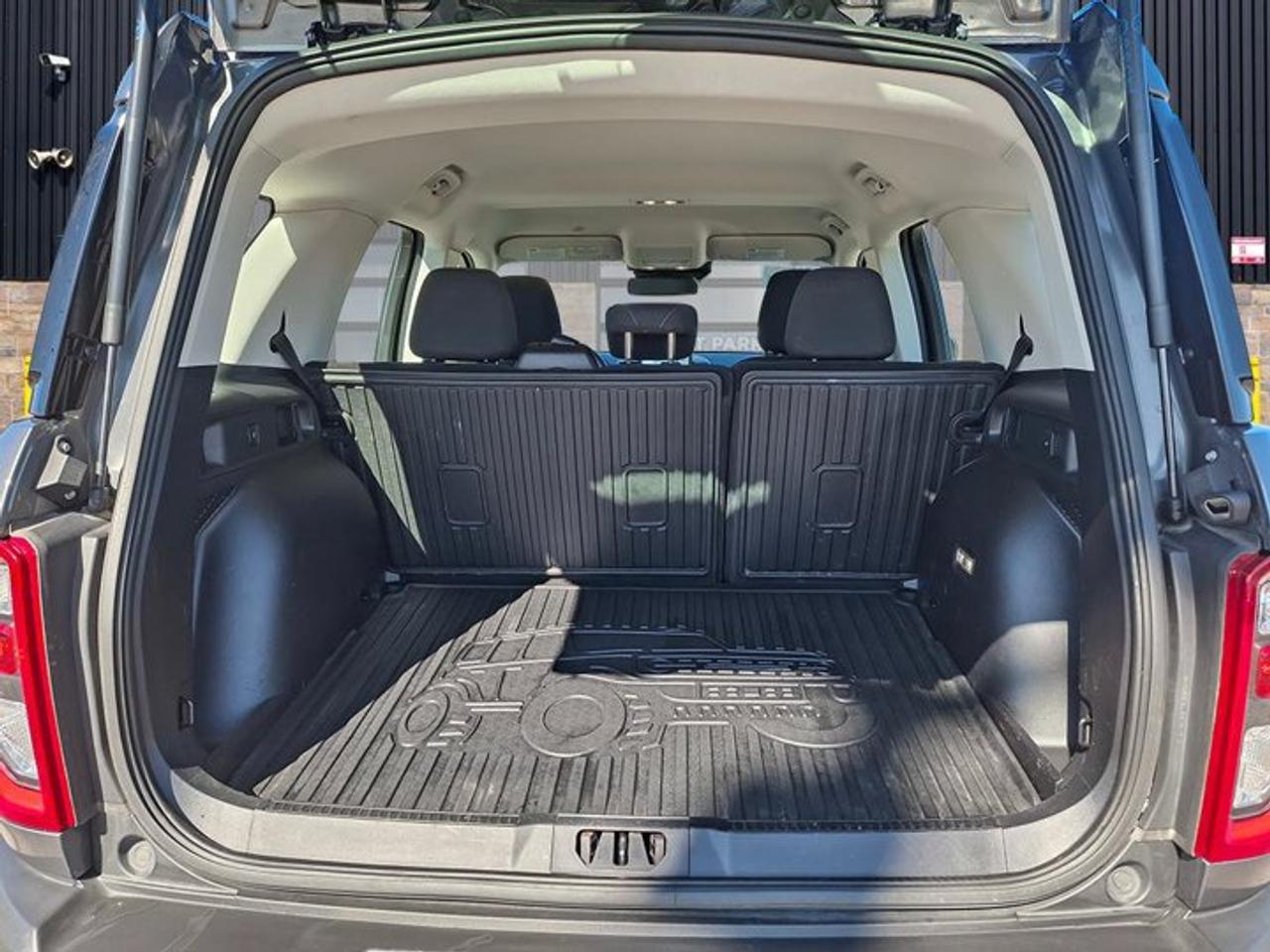 2023 Ford Bronco Sport 4x4 | CarPlay + Android Auto | Cruise Control | Rear Cam | Blind Spot | and More! Photo