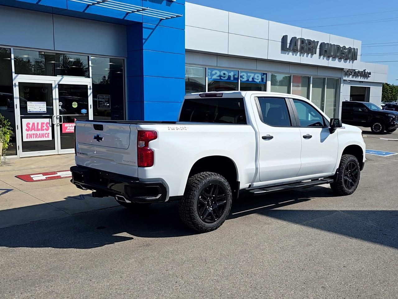 2026 Chevrolet Silverado 1500 Crew Cab Short Box 4-Wheel Drive Custom Trail Boss Photo