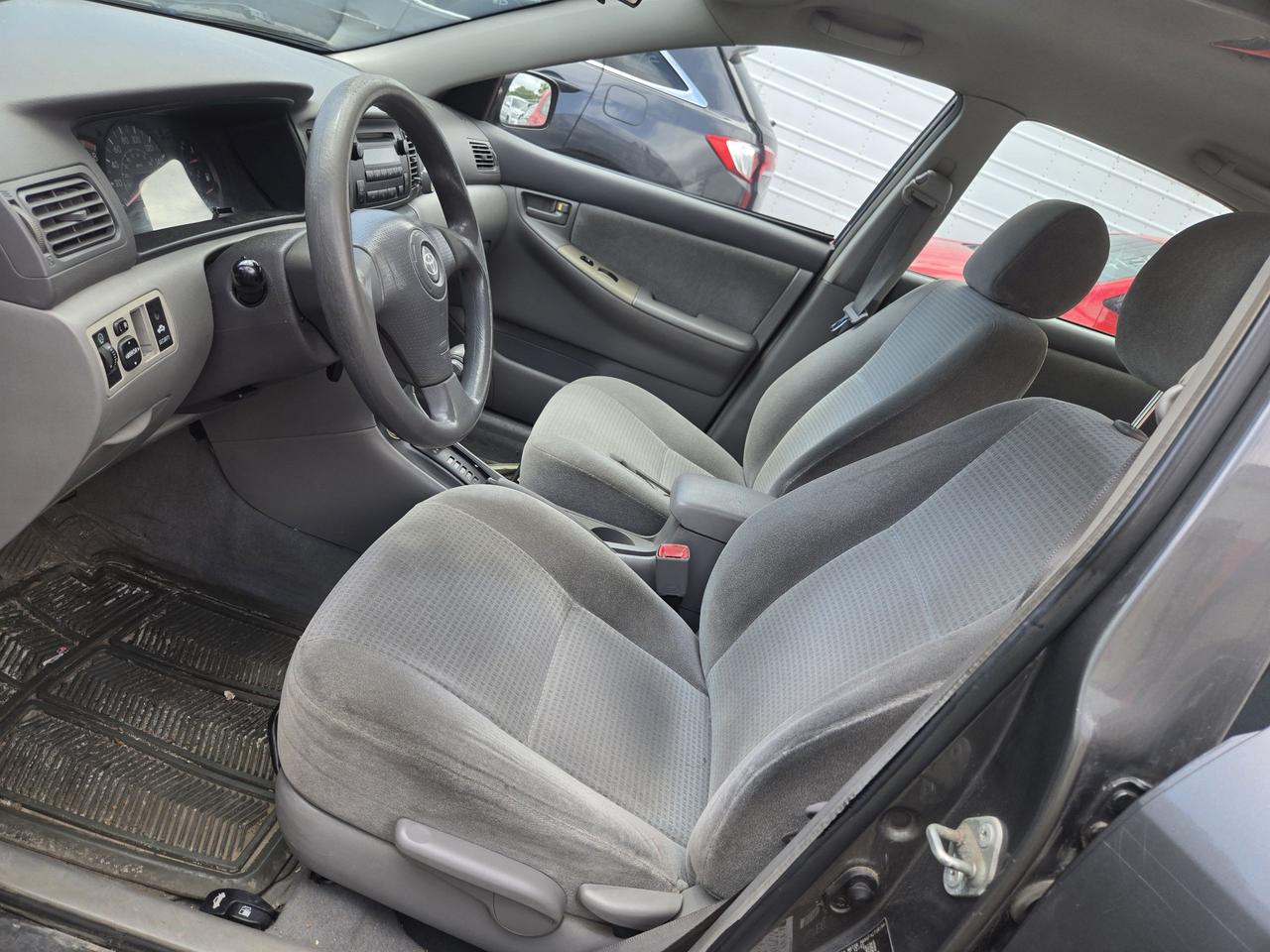 2006 Toyota Corolla CE Photo