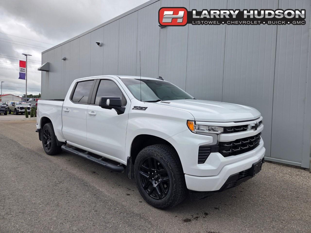 Used 2024 Chevrolet Silverado 1500 Crew Cab Short Box 4-Wheel Drive RST for sale in Listowel, ON