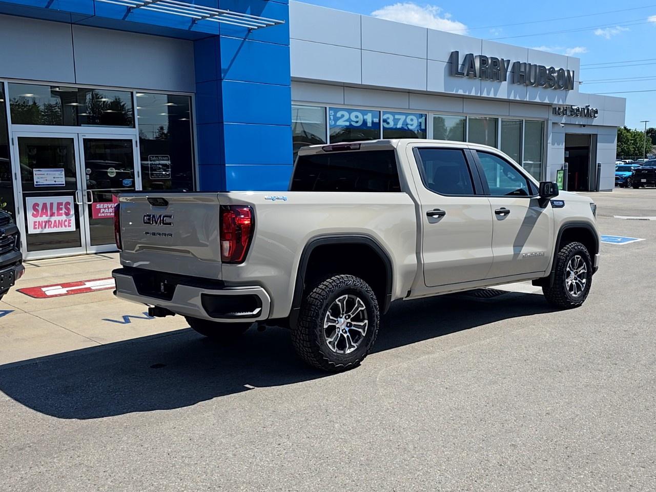 2026 GMC Sierra 1500 Crew Cab Short Box 4-Wheel Drive Pro Photo2