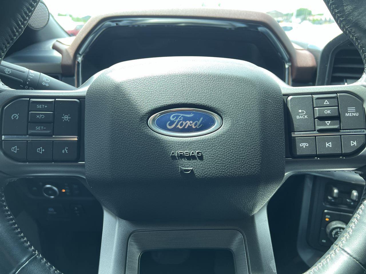 2022 Ford F-150 Lariat 4X4, HEATED/COOLED LEATHER SEATS, POWER TAILGATE, BACK UP CAM, CRUISE CONTROL, POWER FOLDING MIRRORS Photo