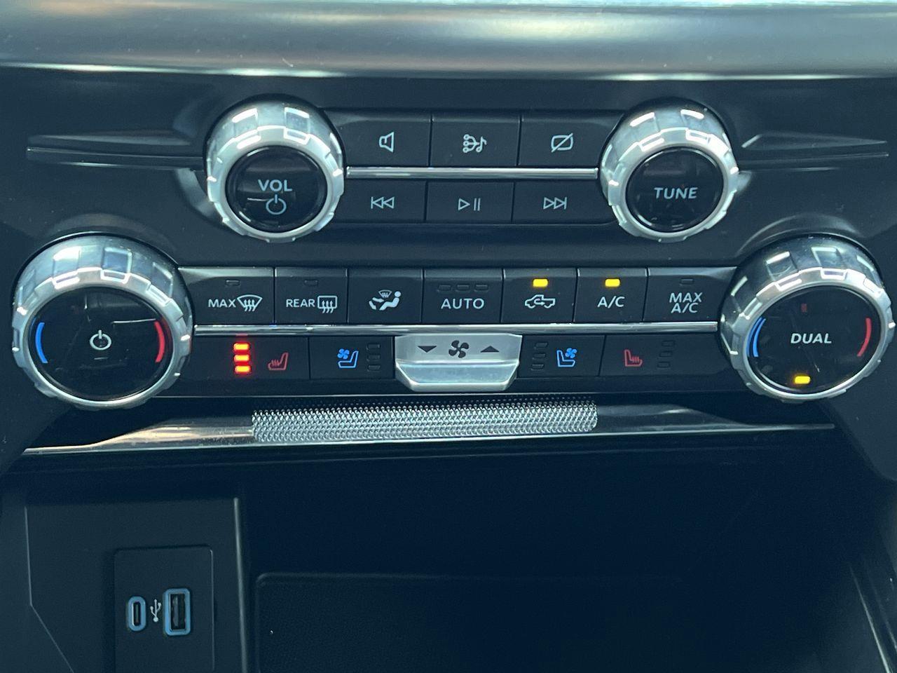 2022 Ford F-150 Lariat 4X4, HEATED/COOLED LEATHER SEATS, POWER TAILGATE, BACK UP CAM, CRUISE CONTROL, POWER FOLDING MIRRORS Photo