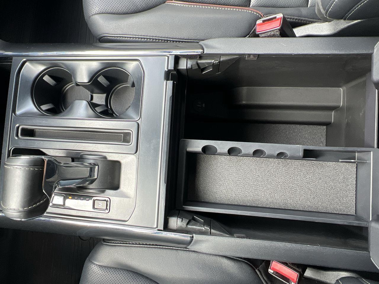 2022 Ford F-150 Lariat 4X4, HEATED/COOLED LEATHER SEATS, POWER TAILGATE, BACK UP CAM, CRUISE CONTROL, POWER FOLDING MIRRORS Photo