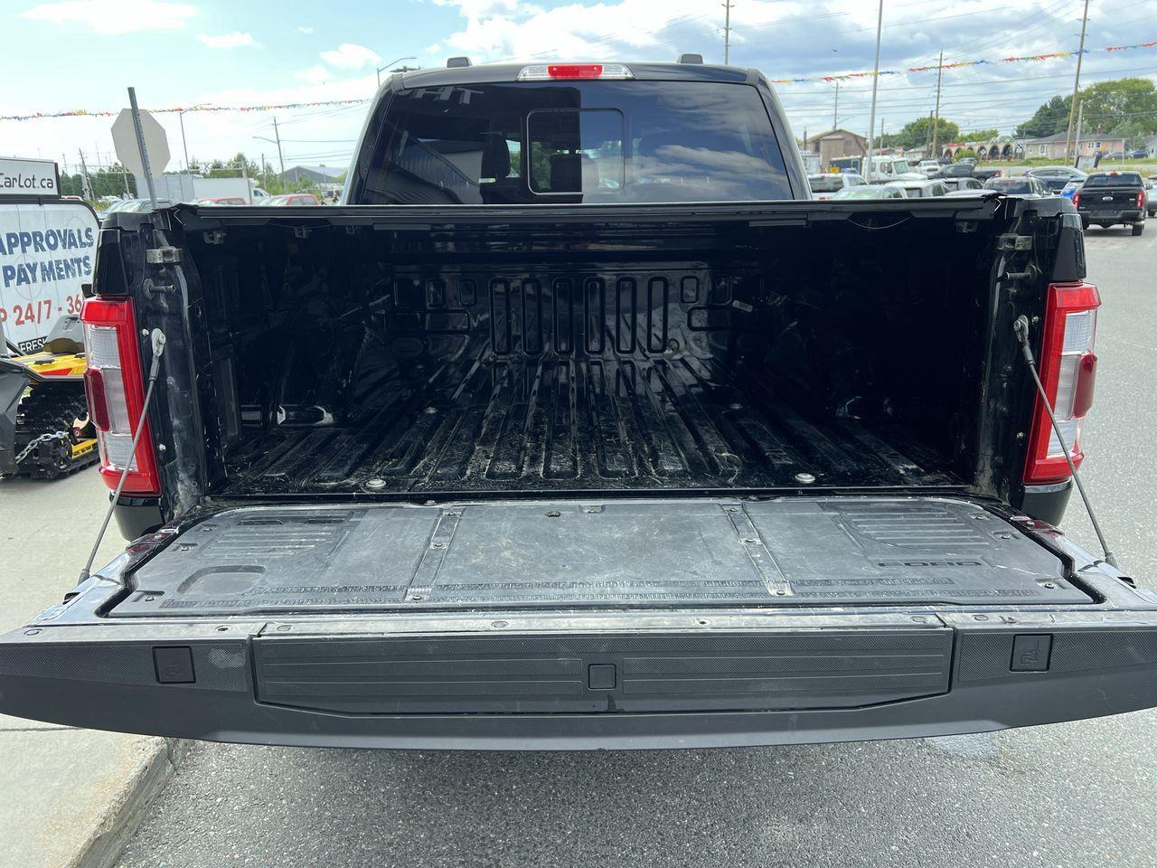2022 Ford F-150 Lariat 4X4, HEATED/COOLED LEATHER SEATS, POWER TAILGATE, BACK UP CAM, CRUISE CONTROL, POWER FOLDING MIRRORS Photo