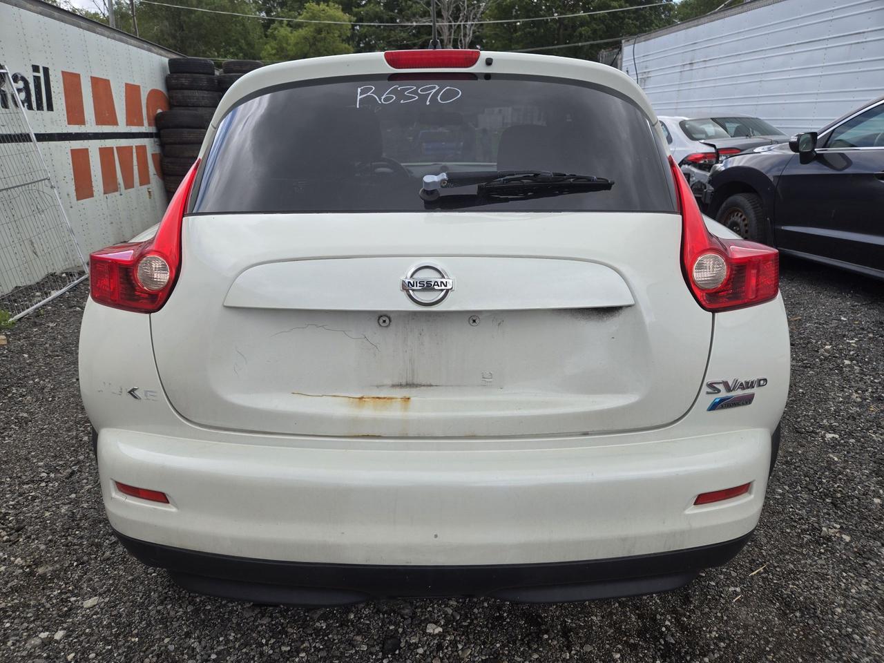 2011 Nissan Juke S Photo