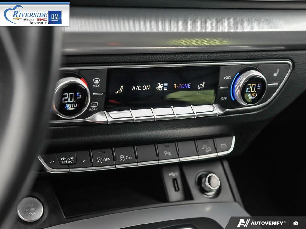 2020 Audi Q5 45 Progressiv Photo