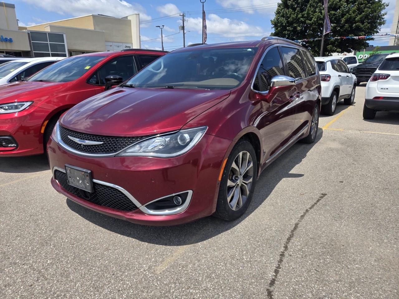 Used 2018 Chrysler Pacifica Limited 2WD for sale in Kitchener, ON