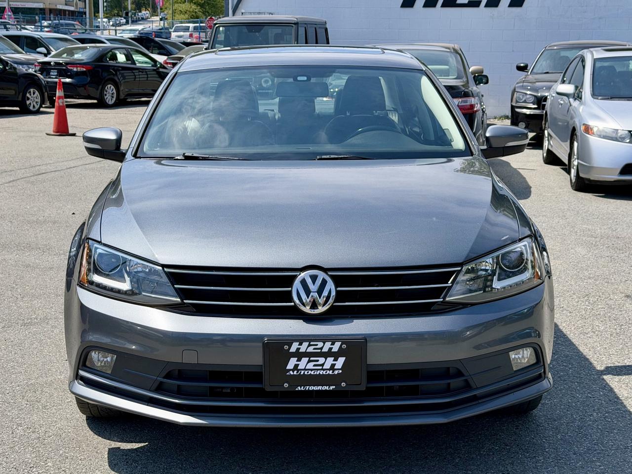 2016 Volkswagen Jetta FINANCING AVAILABLE Photo2