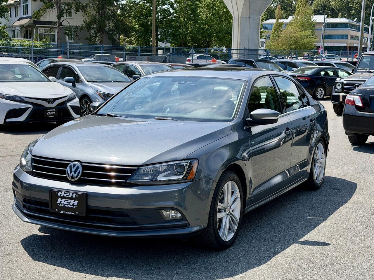 2016 Volkswagen Jetta FINANCING AVAILABLE Photo1