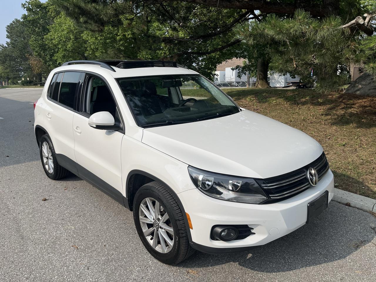 Used 2013 Volkswagen Tiguan ONLY 98,581 KMS!! SENIOR FEMALE OWNER!! for sale in Toronto, ON