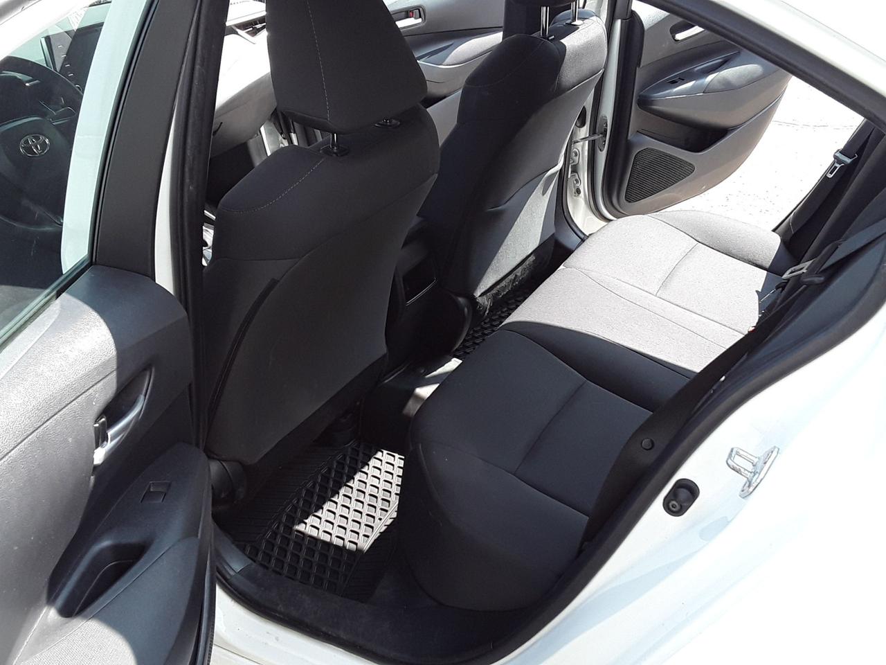 2021 Toyota Corolla LE Photo