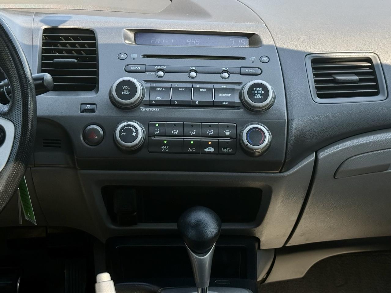 2008 Honda Civic FINANCING AVAILABLE Photo13