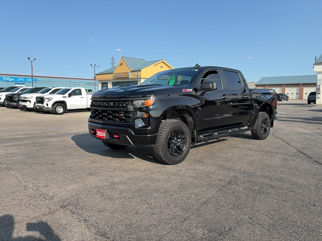 Used 2024 Chevrolet Silverado 1500 CustomTrailBossZ71CrewCab4WD 5.3L8cylGas5'10