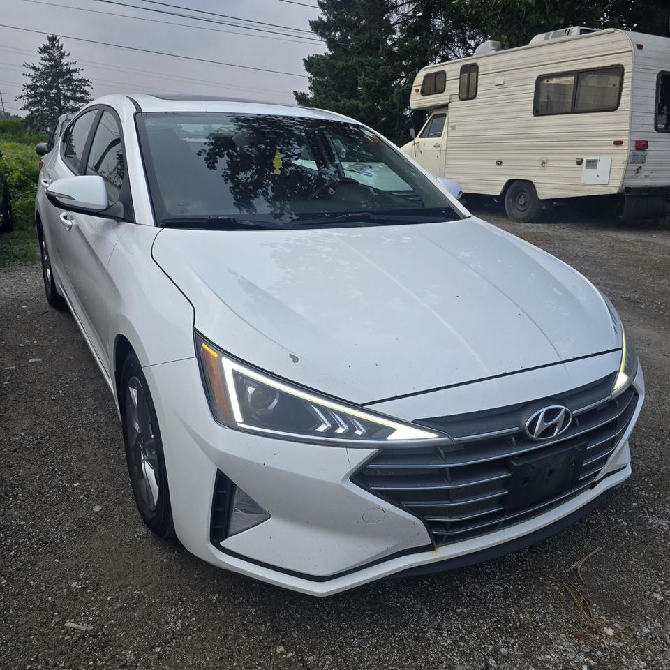2019 Hyundai Elantra Preferred Photo2