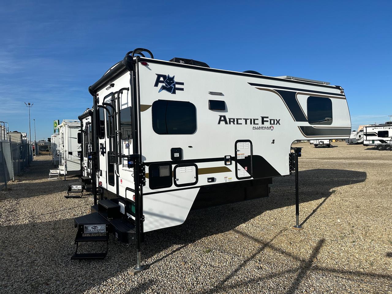 2027 ARCTIC FOX 992 