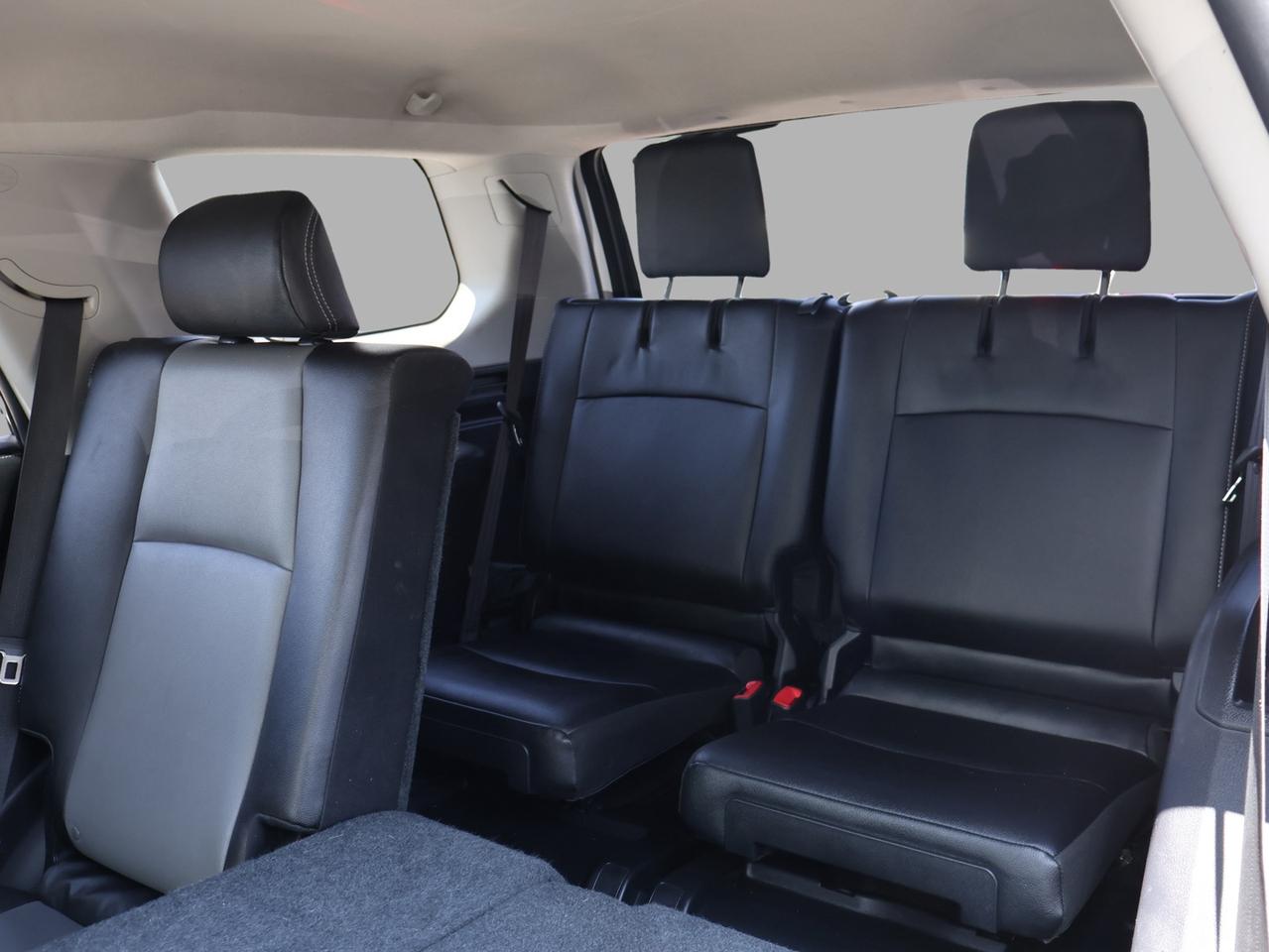 2020 Toyota 4Runner SR5 4WD CERTIFIED *TOYOTA MAINTAIN*7SEATS* CAMERA BLUETOOTH LEATHER HEATED SEATS SUNROOF CRUISE ALLOYS Photo