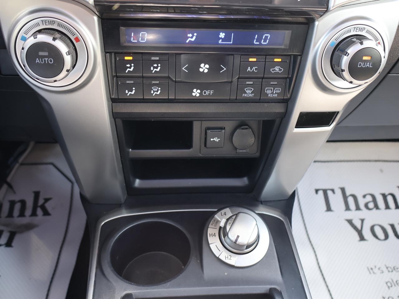 2020 Toyota 4Runner SR5 4WD CERTIFIED *TOYOTA MAINTAIN*7SEATS* CAMERA BLUETOOTH LEATHER HEATED SEATS SUNROOF CRUISE ALLOYS Photo