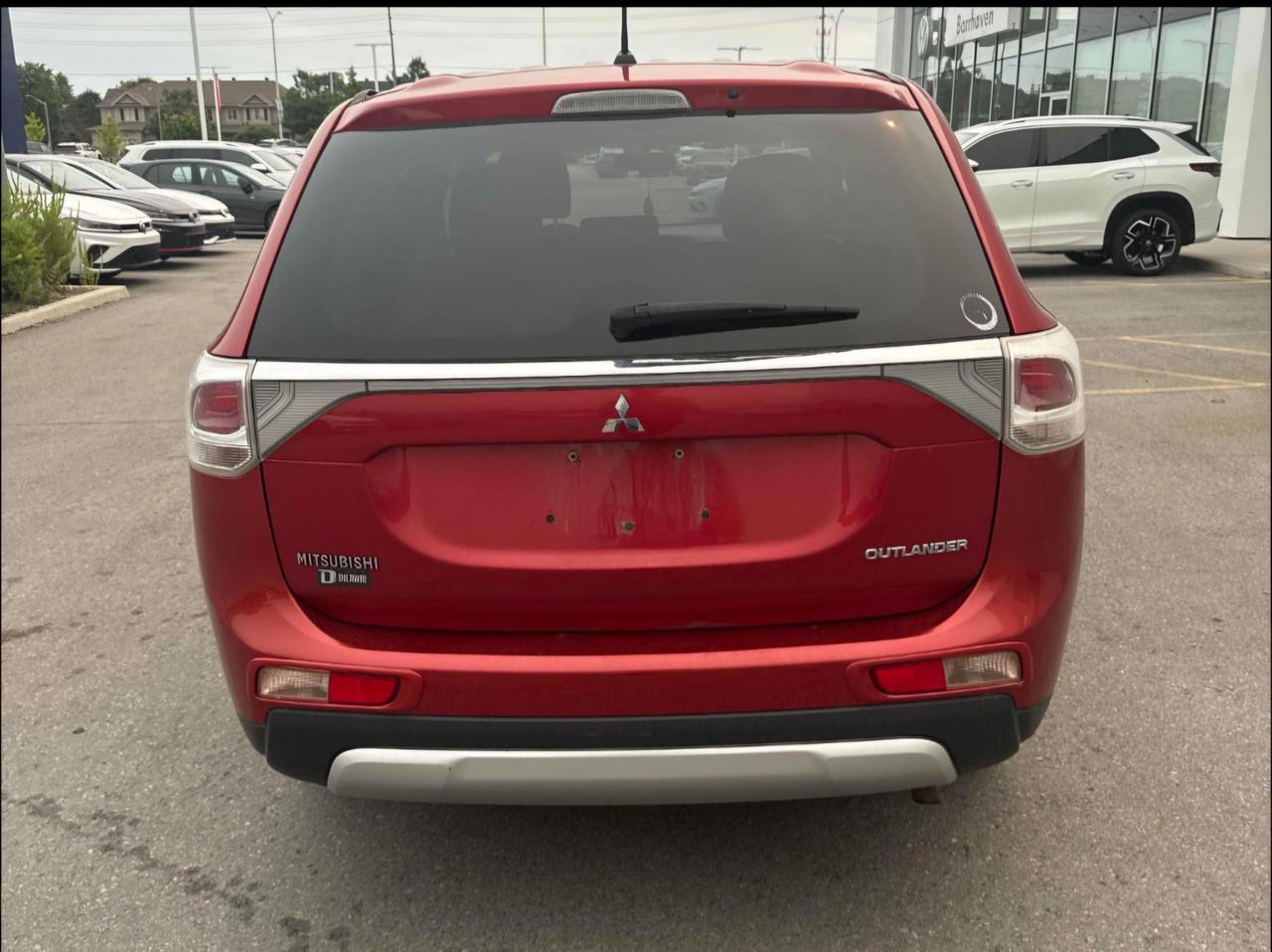 2015 Mitsubishi Outlander ES Photo