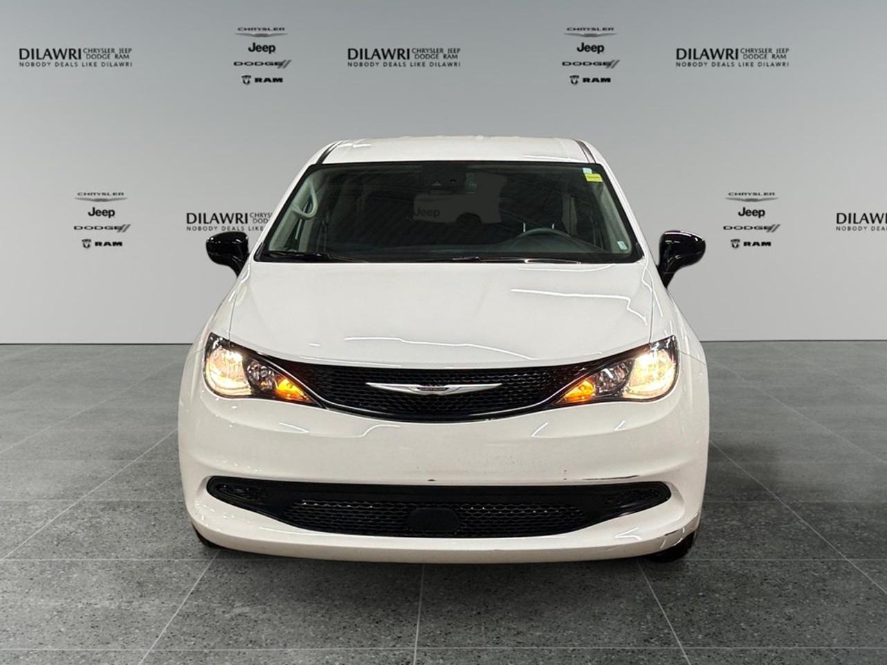 2024 Dodge Grand Caravan SXT Photo