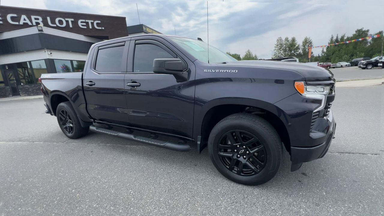 2024 Chevrolet Silverado 1500 RST 4x4, HEATED LEATHER SEATS, RUNNING BOARDS, CRUISE CONTROL, BACK UP CAM, BLUETOOTH!! Photo1