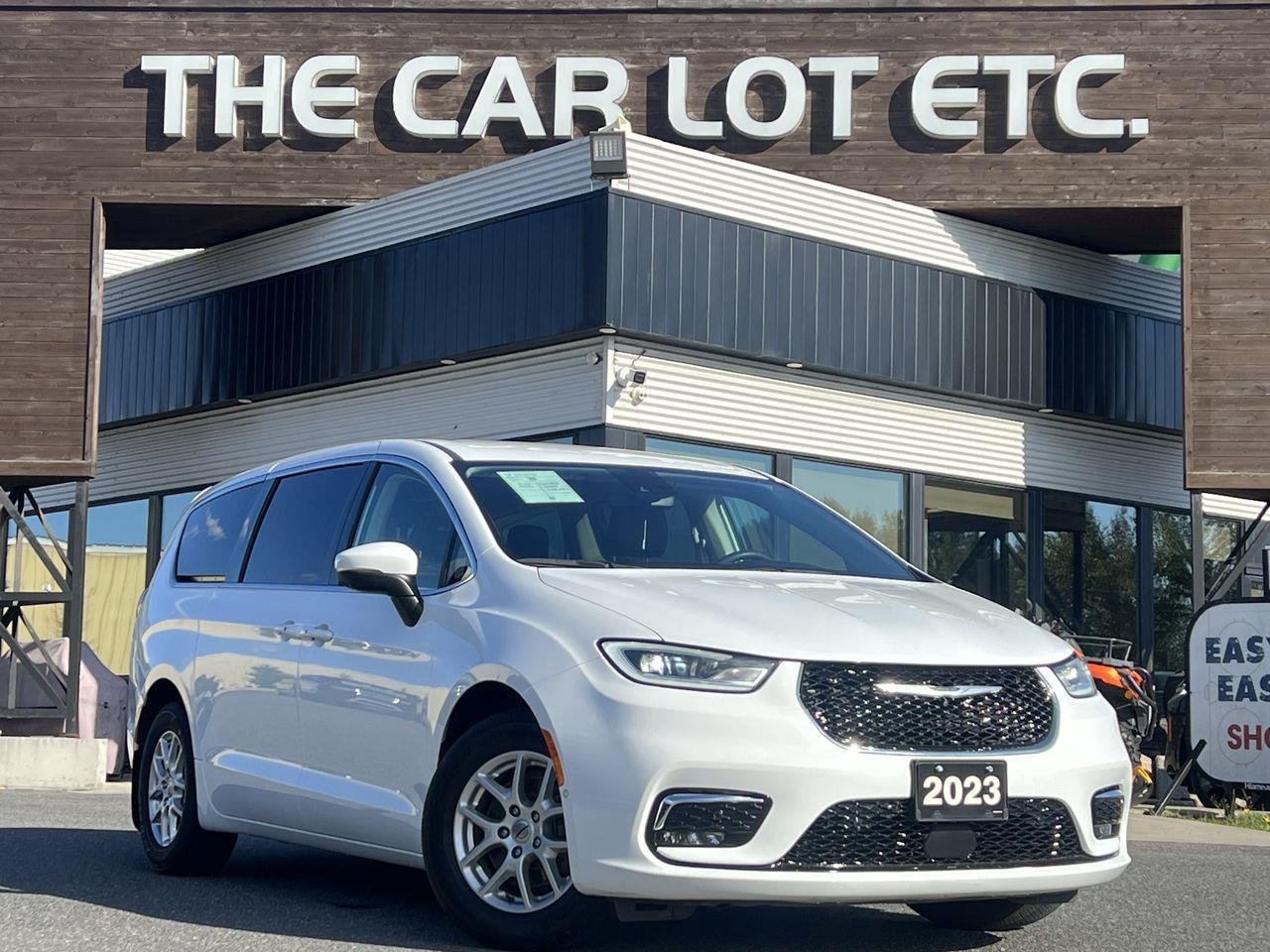 2023 Chrysler Pacifica Touring-L 7 PASSENGER, HEATED LEATHER SEATS, SLIDING DOORS, POWER LIFTGATE, REMOTE START!! Photo