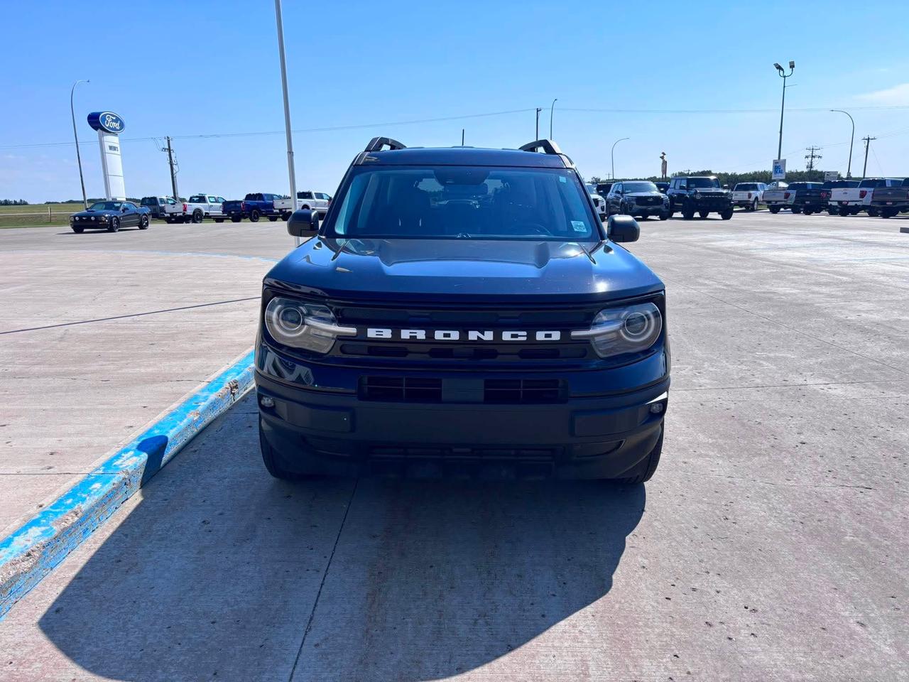 2024 Ford Bronco Sport Outer Banks 4x4 Photo1