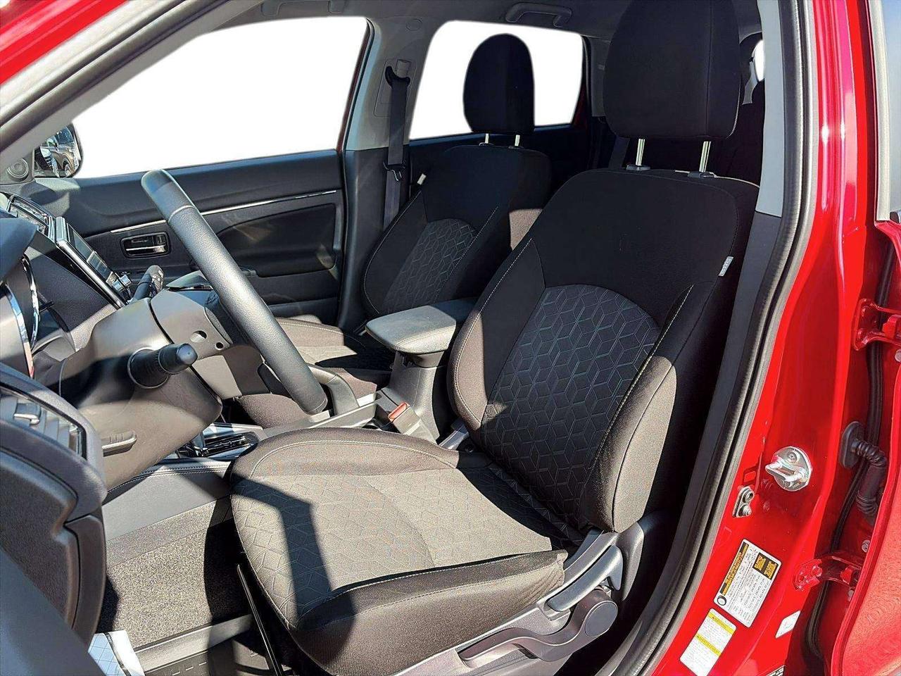 2024 Mitsubishi RVR SE BLIND SPOT| PREIMIUM FABRIC Photo