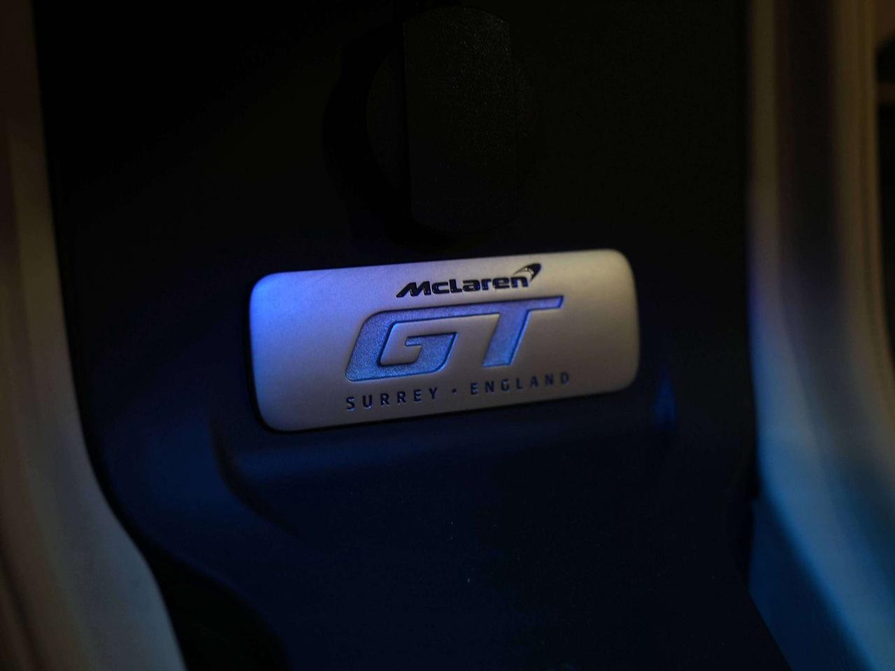 2020 McLaren GT GT | B&O | MAGIC SKY | 20 IN Photo