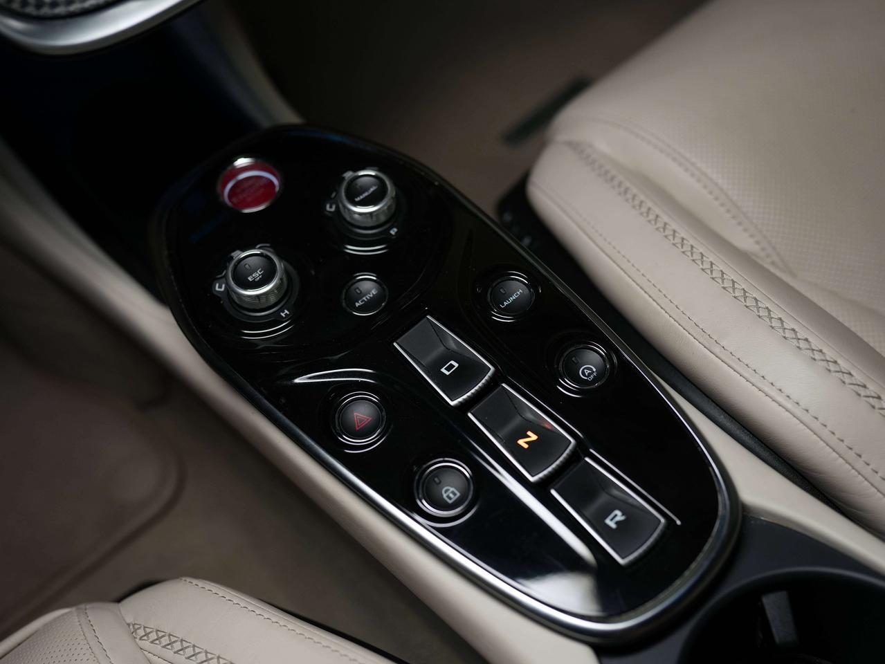 2020 McLaren GT GT | B&O | MAGIC SKY | 20 IN Photo