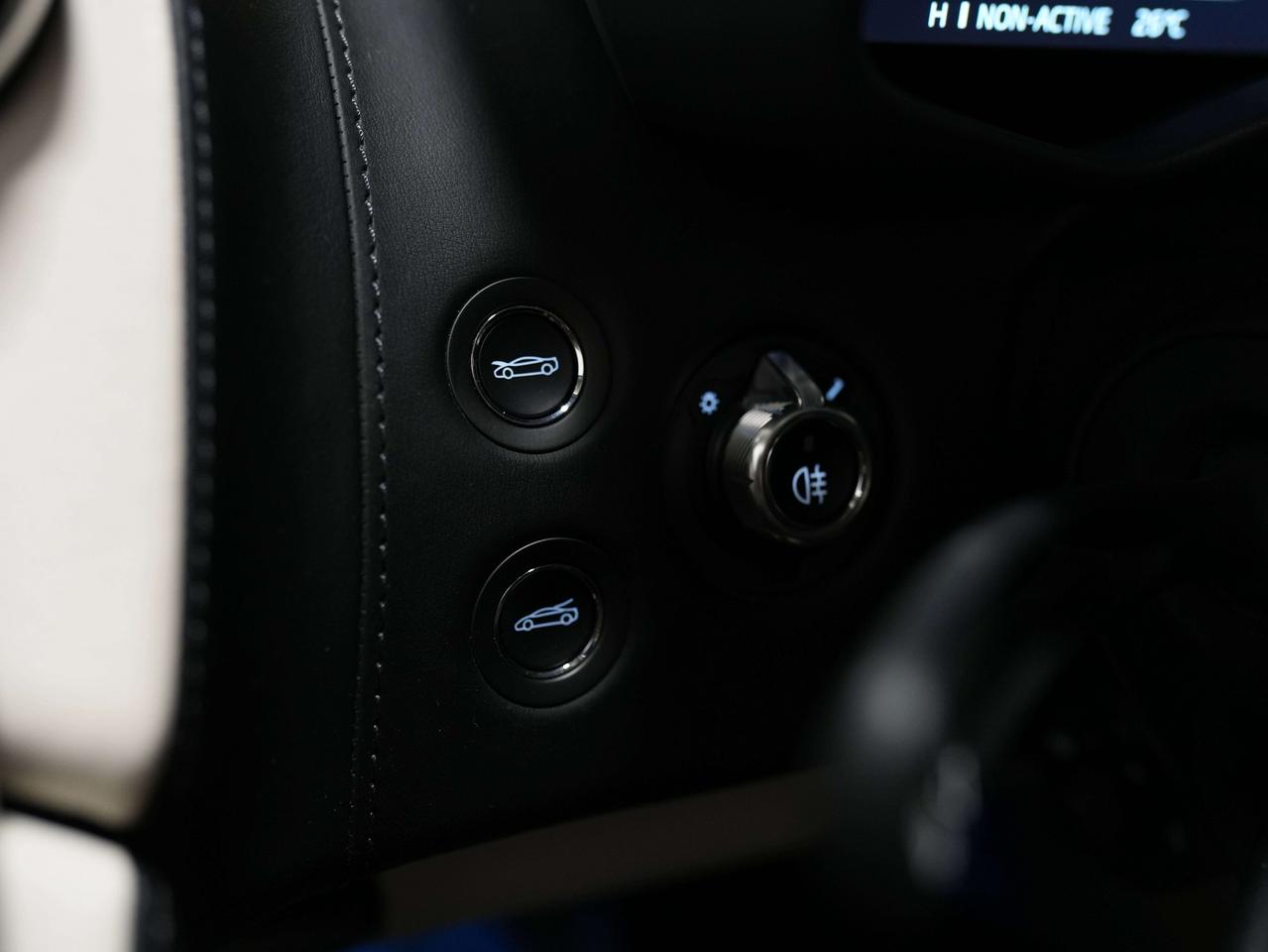 2020 McLaren GT GT | B&O | MAGIC SKY | 20 IN Photo