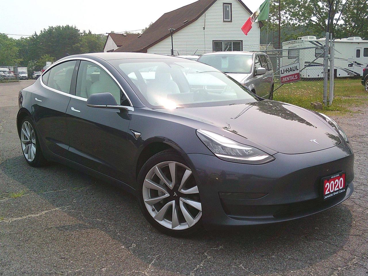 2020 Tesla Model 3 STANDARD RANGE PLUS Photo2