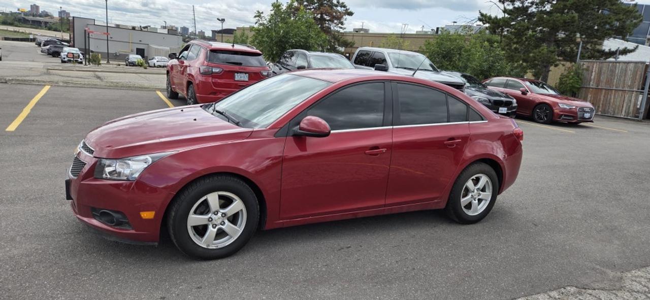 2012 Chevrolet Cruze 2LT 4dr Sedan (1.4L 4cyl Turbo 6M) Photo0