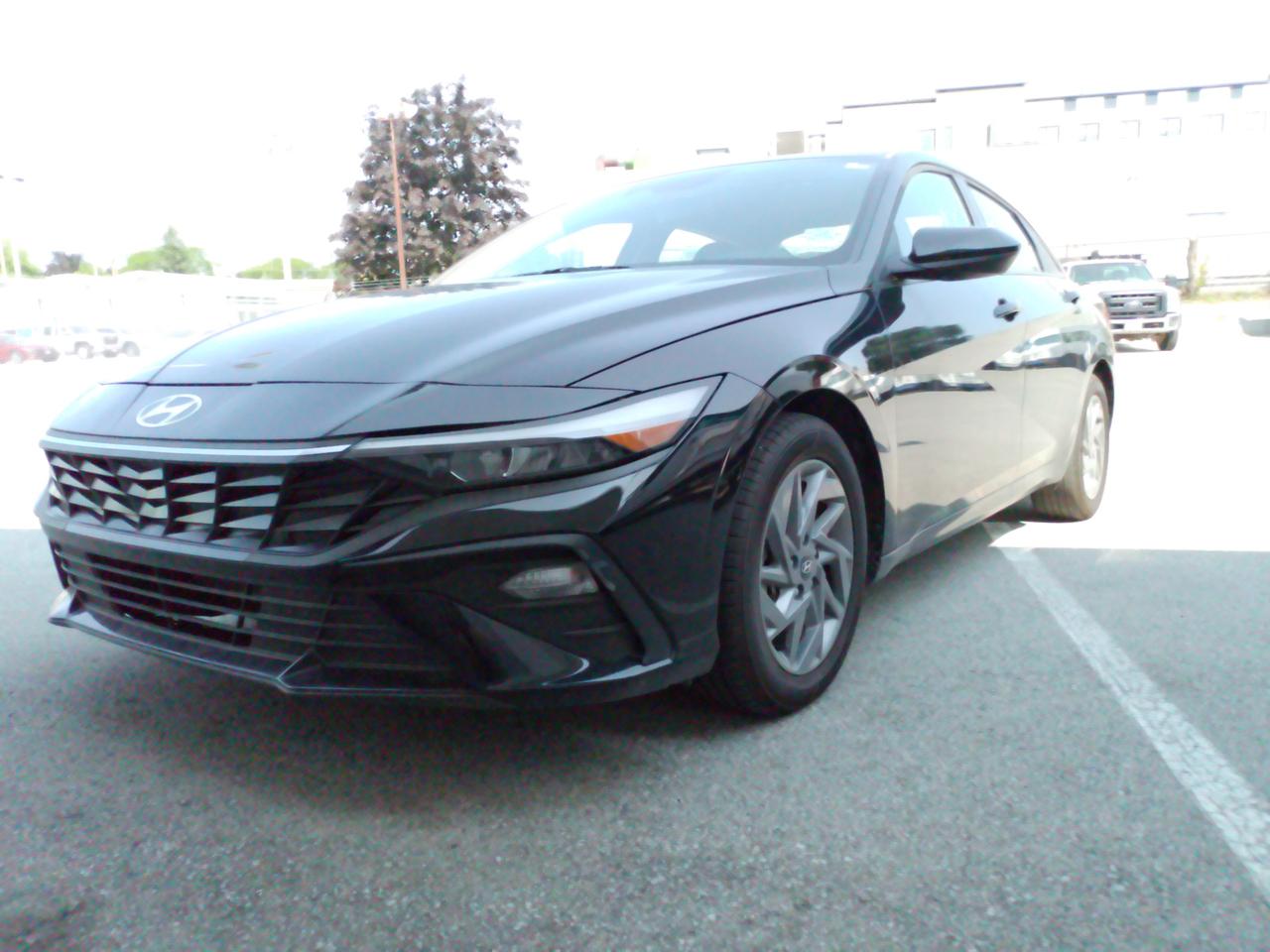 2025 Hyundai Elantra Preferred Photo1